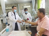 اهدا گل به بیماران بخش دیالیز بیمارستان امام محمد باقر (ع) قیر و کارزین