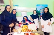 تقدیر از مادران تازه زایمان کرده در زایشگاه بیمارستان امام محمدباقر(ع)